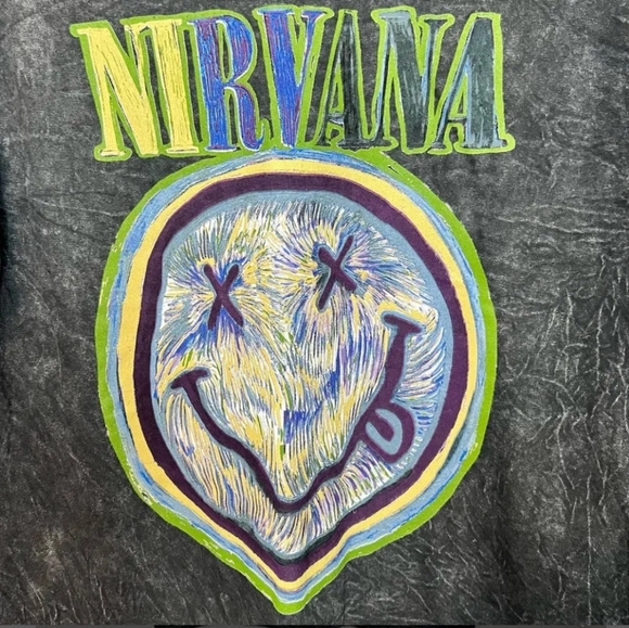 46. NWOT Urban Outfitters Nirvana Distressed Band Tee Size Large - Picture 2 of 4